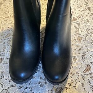 Soda Black Ankle Boots